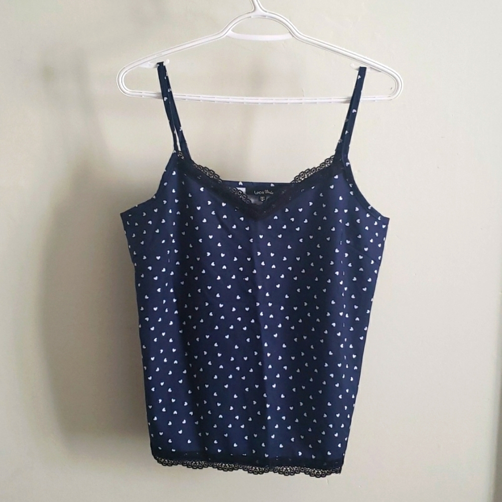 Super Cute Lace Trimmed Heart Patterned Tank Top EUC